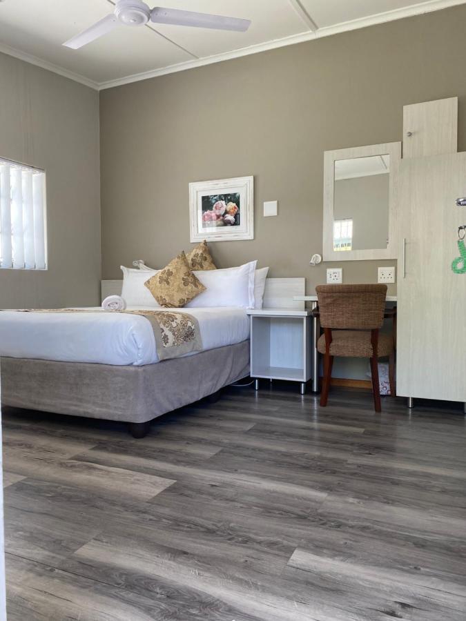 Savoy Hotel Fort Beaufort Екстер'єр фото