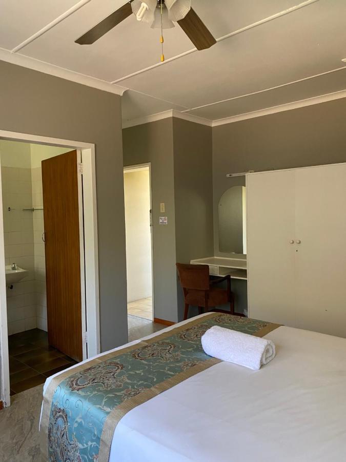 Savoy Hotel Fort Beaufort Екстер'єр фото